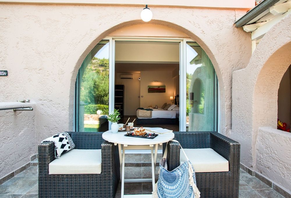 Acrotel Athena Pallas Family Suite 4