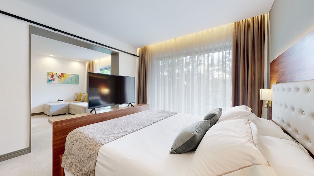 Acrotel Athena Pallas Executive Suite 2