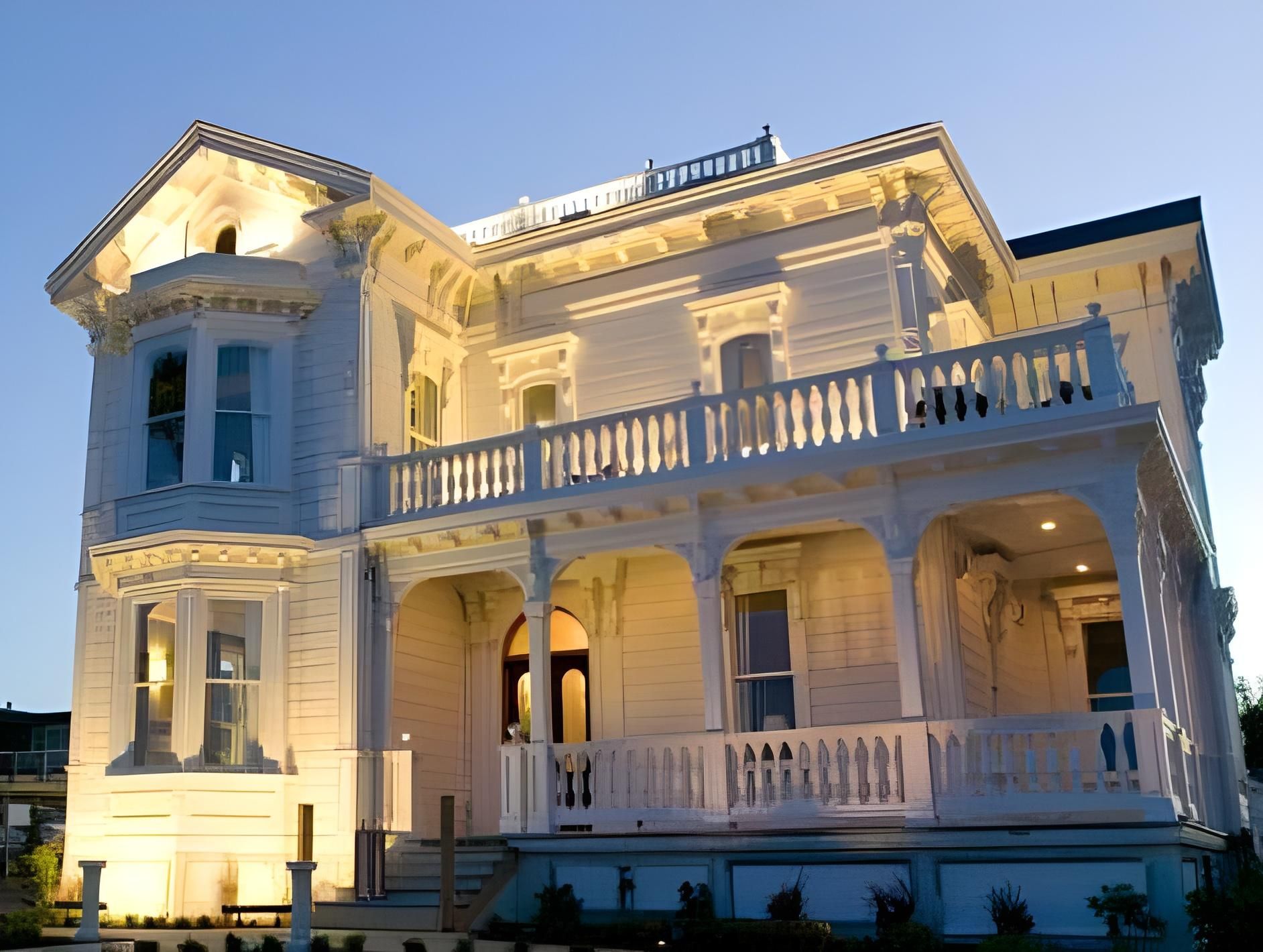 West Cliff Inn, A Four Sisters Inn