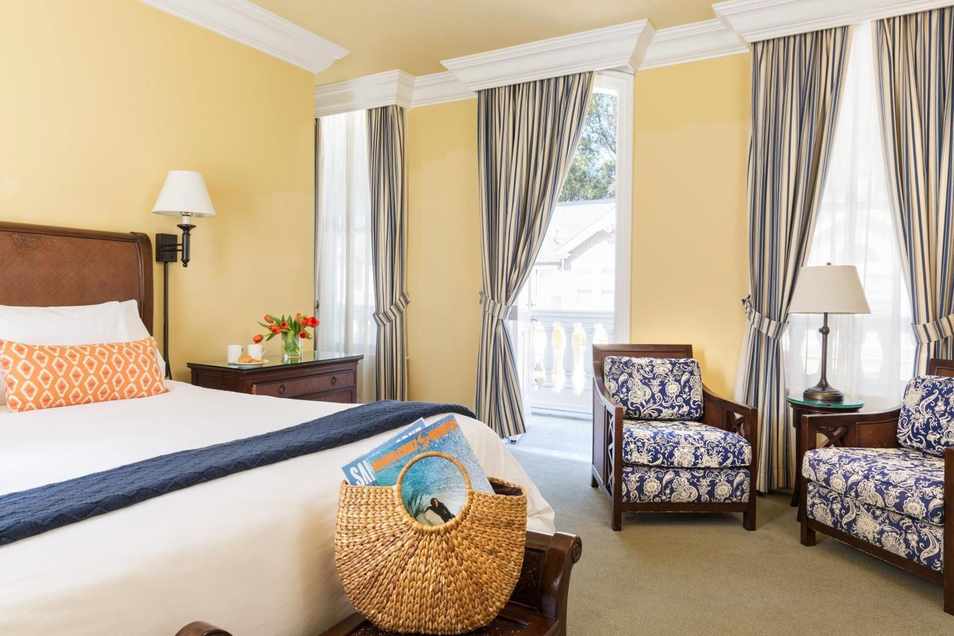  Deluxe King with Balcony