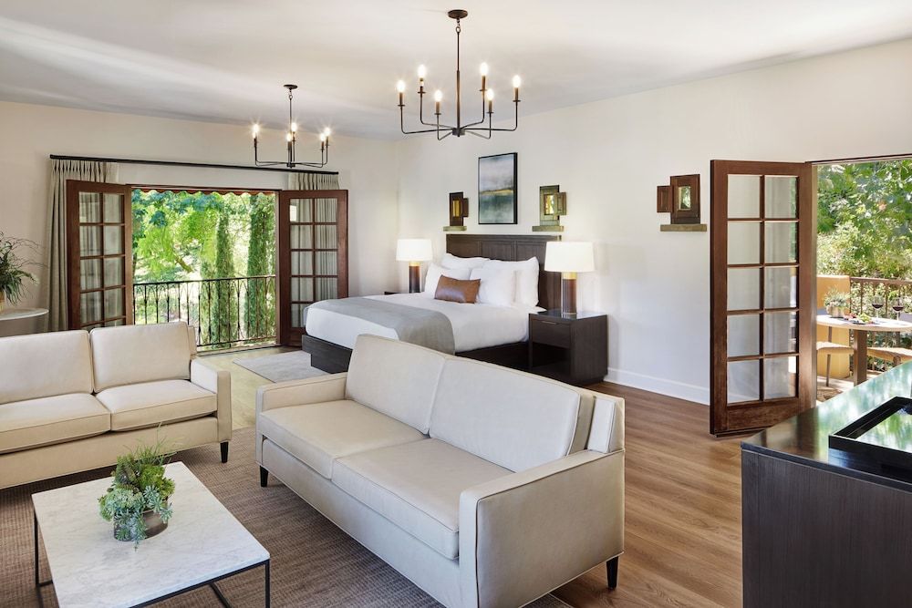 Luxury Grand View King