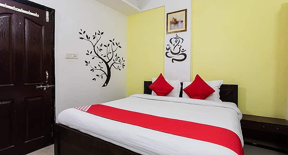MERAKI INN Deluxe Room
