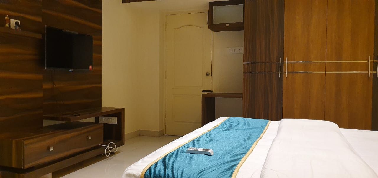 Hotel Tamilnadu, Kancheepuram Double Room AC 2