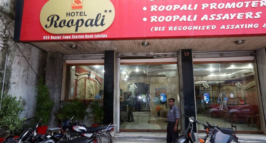 Hotel Roopali