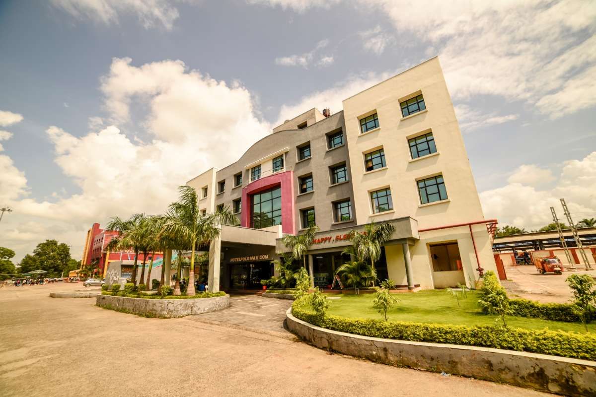 Max Hotel Jabalpur