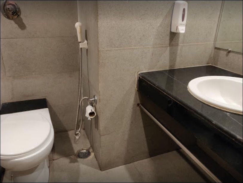 Max Hotel Jabalpur Max Queen 12