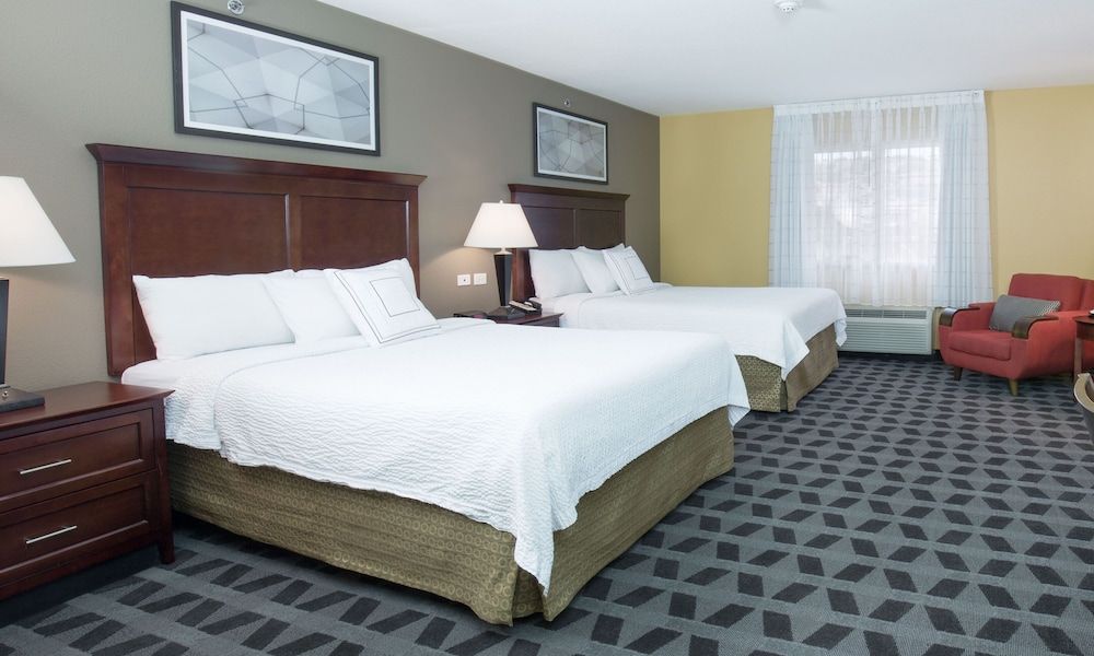 Suite, 2 Bedrooms (Mobility Accessible, Tub)