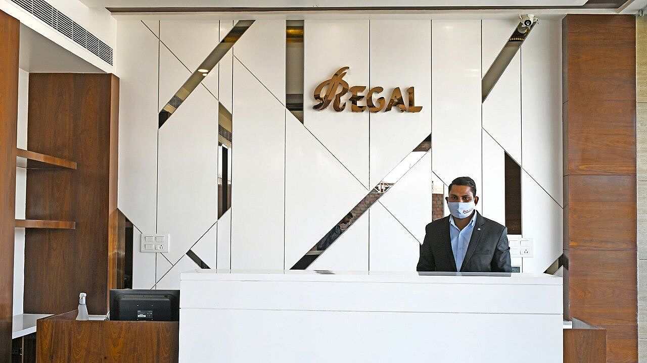 Hotel Regal By Rhytham
