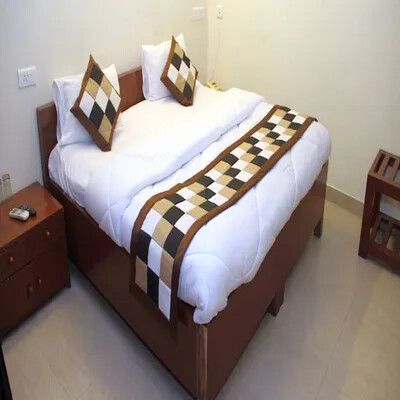 undefined Hotel Landmark 5