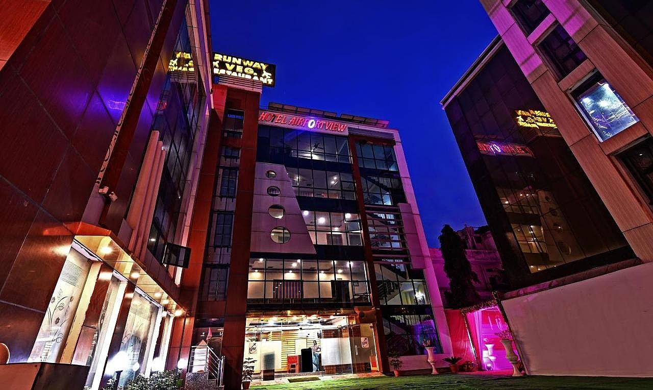Hotel Exterior