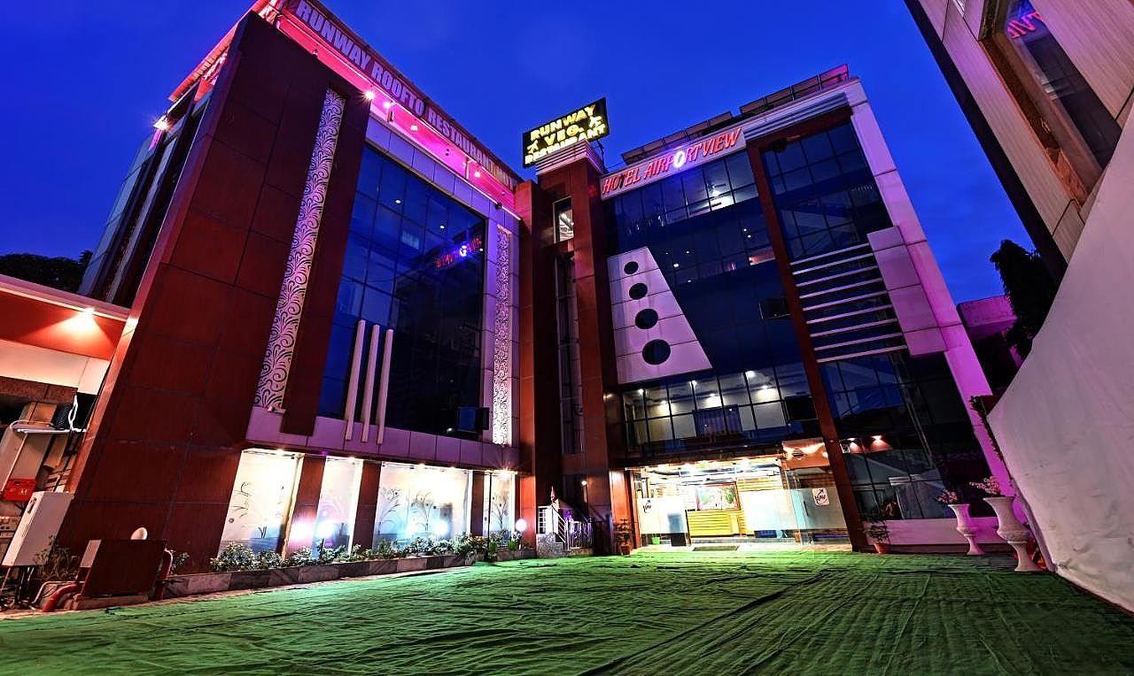 Hotel Exterior