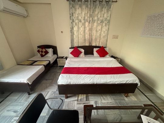 undefined Hotel S K Paradise 5