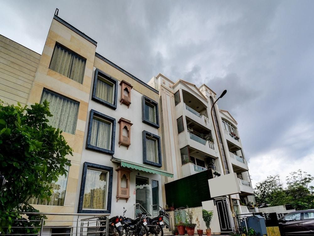 undefined OYO Flagship Hotel Taurus 9