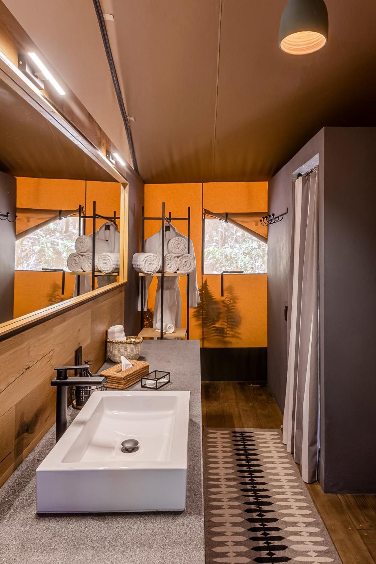 Rodavento Valle de Bravo Standard Double Suite 3