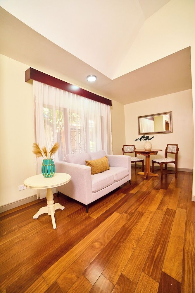 El Rodeo Estancia Boutique Hotel & Steakhouse Deluxe Double Room, 1 Queen Bed 7