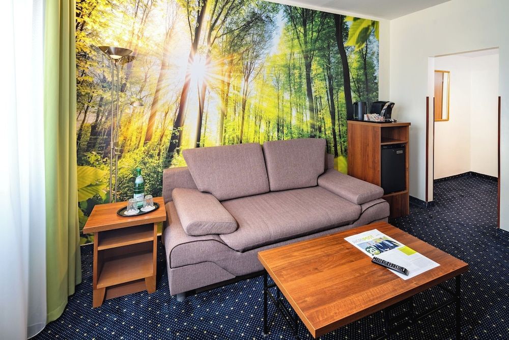 AHORN Seehotel Templin Panorama Studio forest view 5