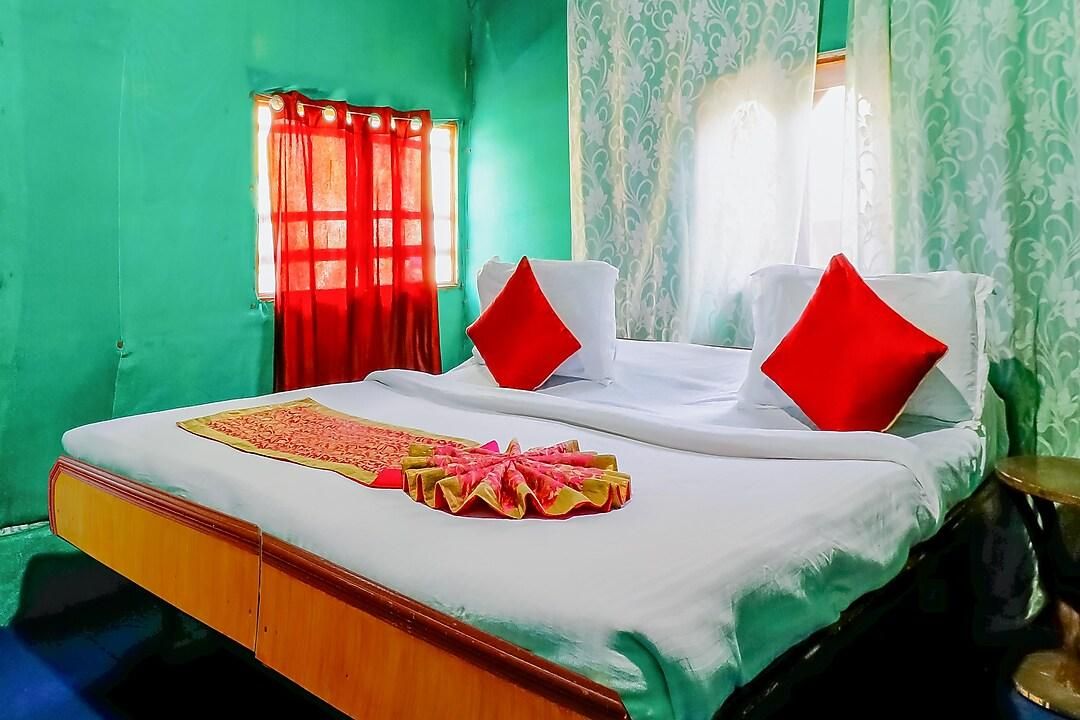 Gangaur Desert Resort