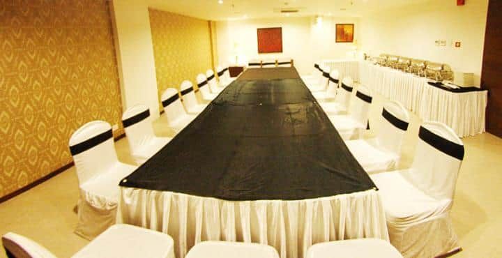 undefined Hotel M1 8