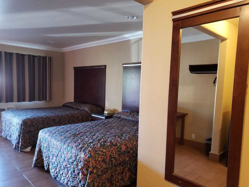 Stardust Motel Azusa Room, 2 Double Beds, Non Smoking 3