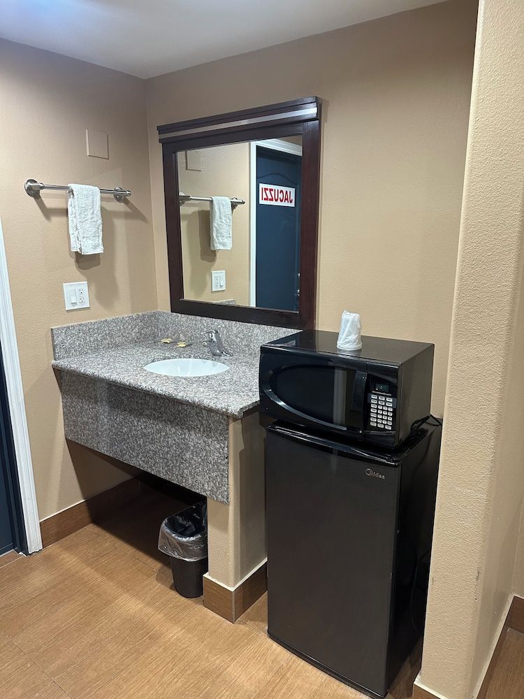 Stardust Motel Azusa Standard Room, 1 King Bed, Non Smoking 13