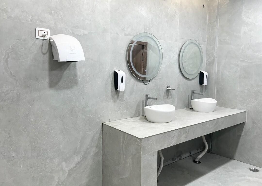 Hotel Savoy Deluxe Room 3