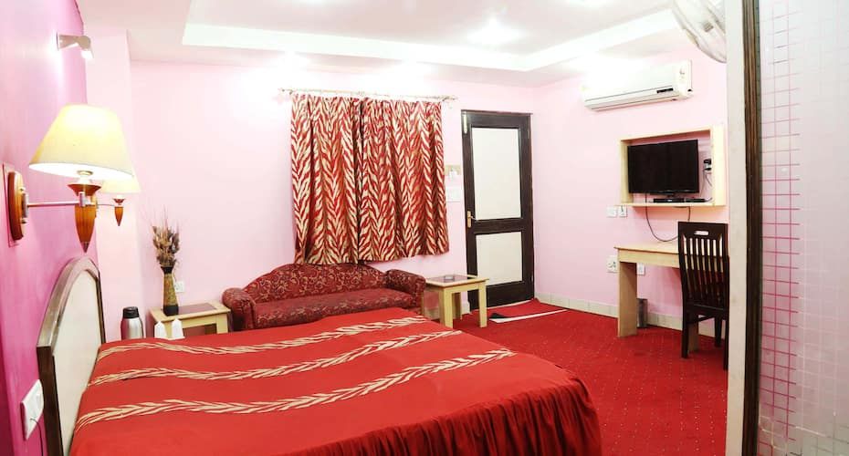 undefined Hotel Park Hills 10