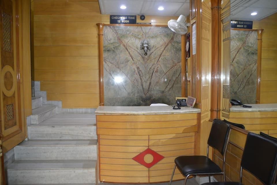 undefined Hotel Sitara 8