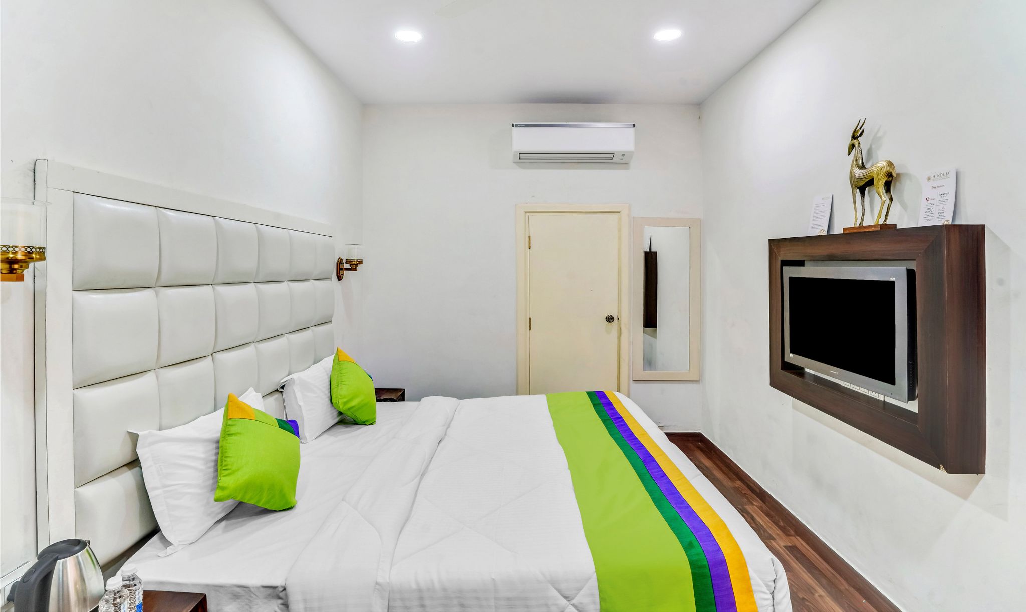 Hotel Hinduja Mehrangarh Fort	 Standard Double Room 4