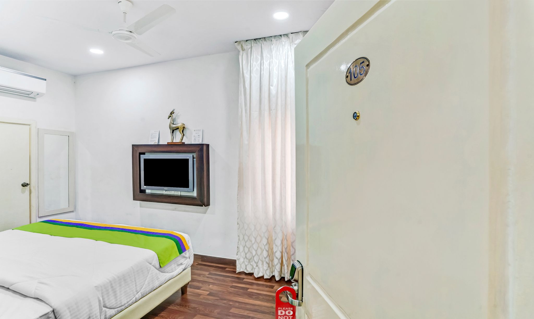 Hotel Hinduja Mehrangarh Fort	 Standard Double Room 7