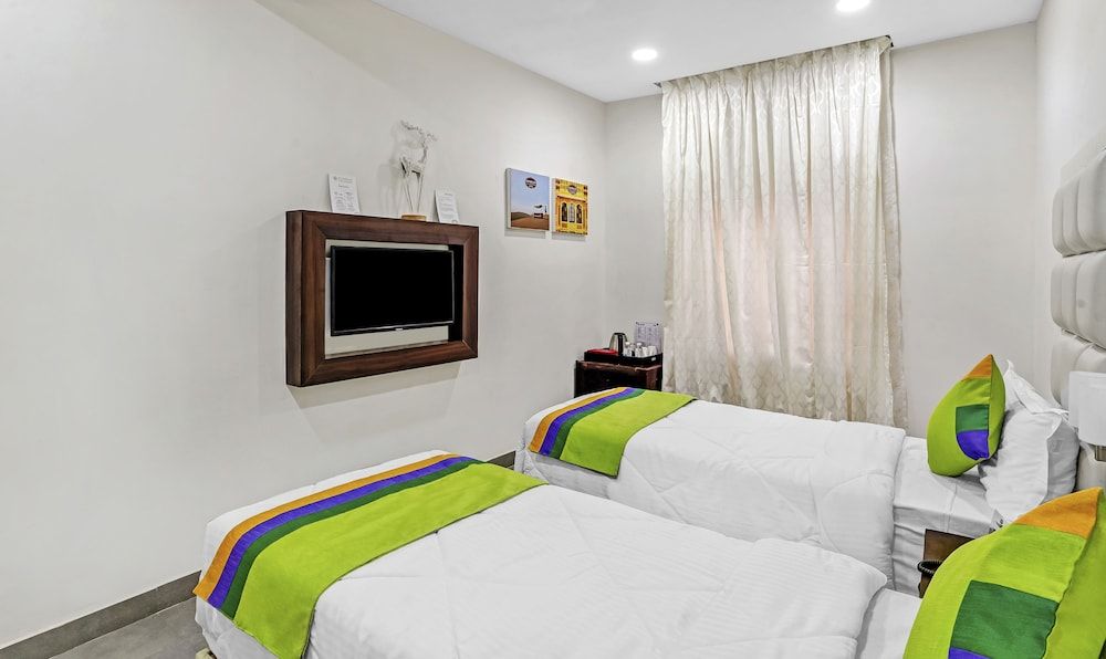 Hotel Hinduja Mehrangarh Fort	 Standard Double Room 5