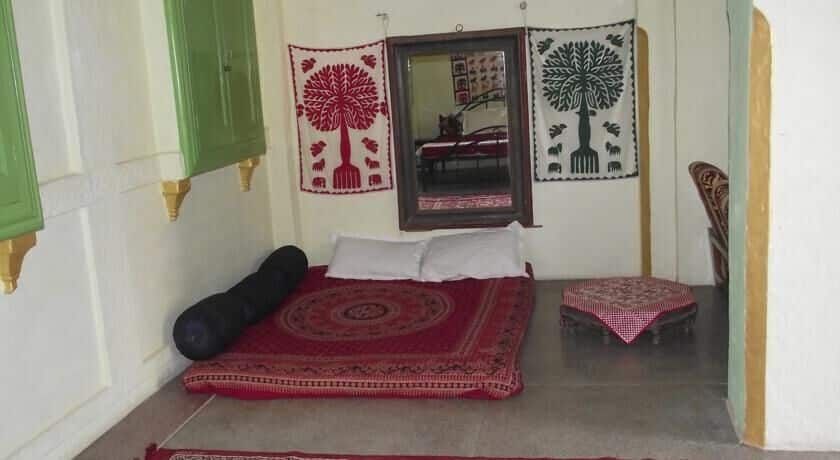 undefined Karan Heritage 10