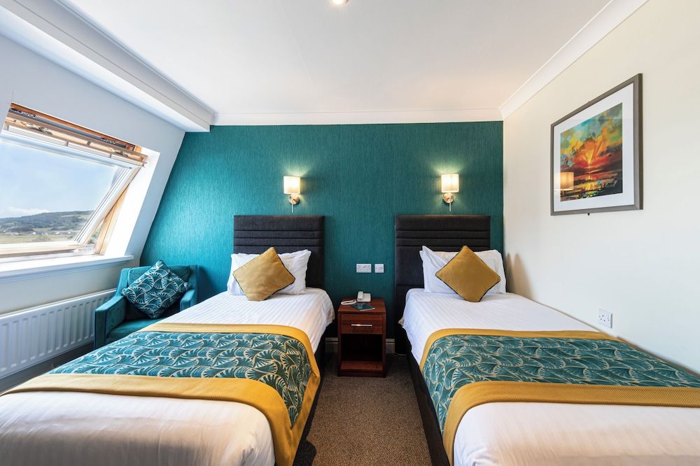 The Beaches Hotel and Spa Twin Room 7