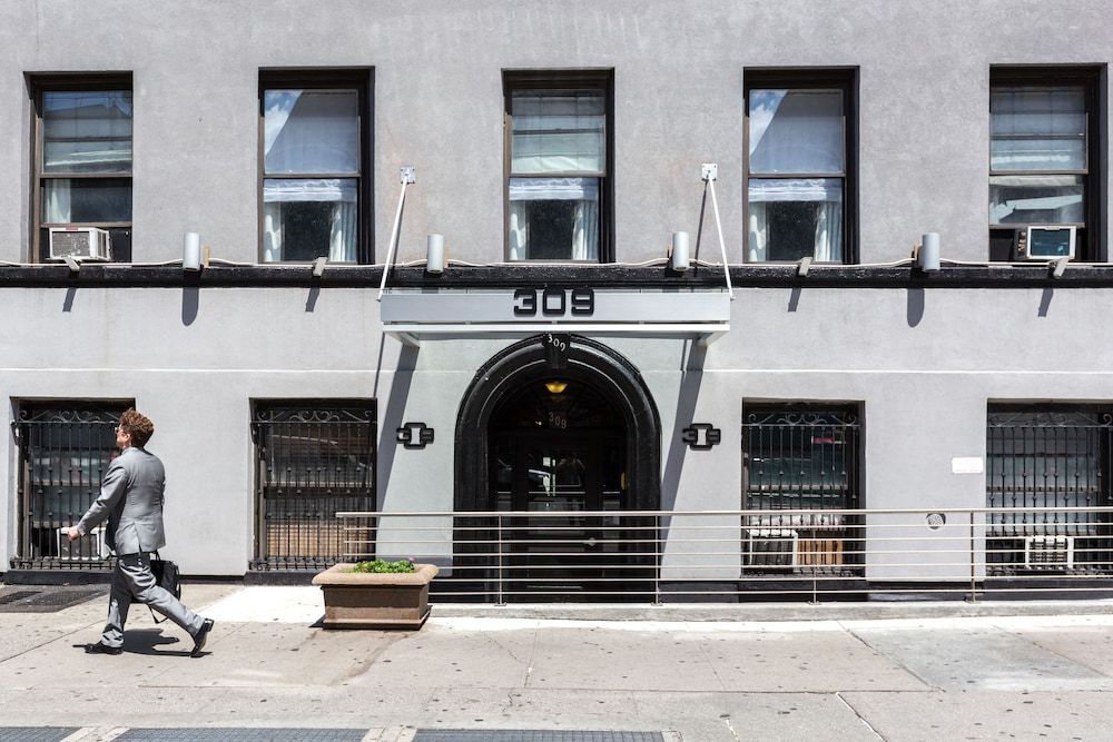 undefined Hotel 309 7