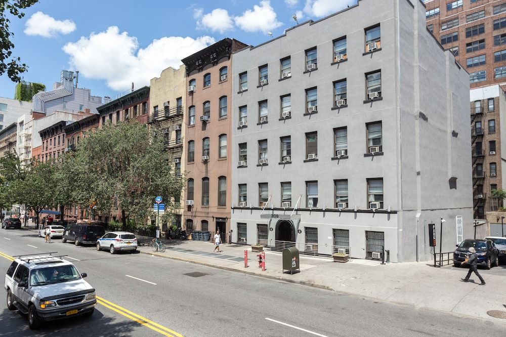 undefined Hotel 309 3