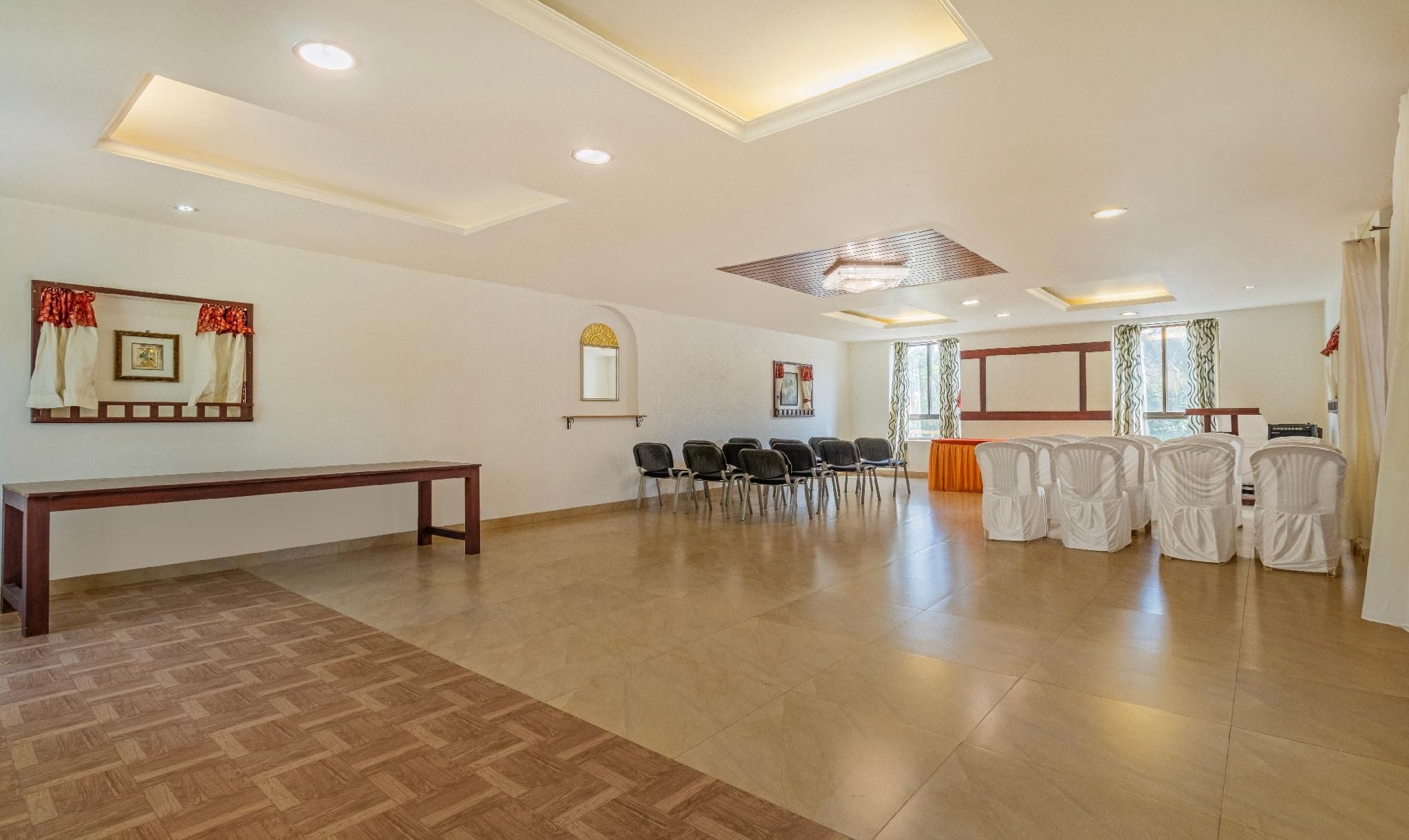 Banquet hall
