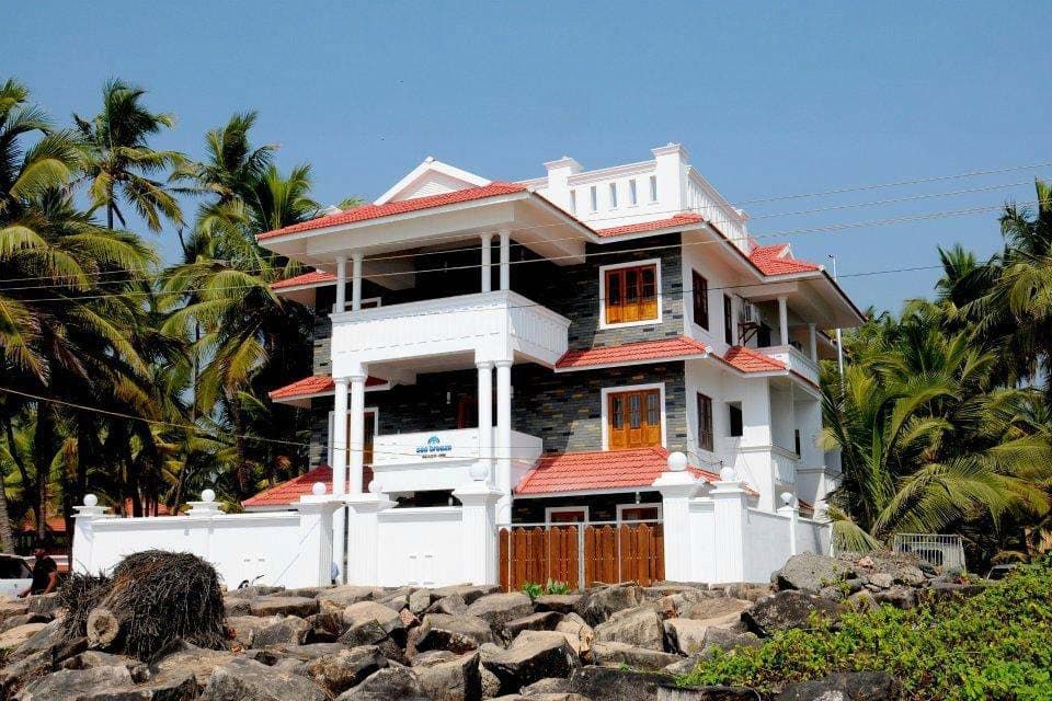 undefined Sea Breeze Beach Inn 7