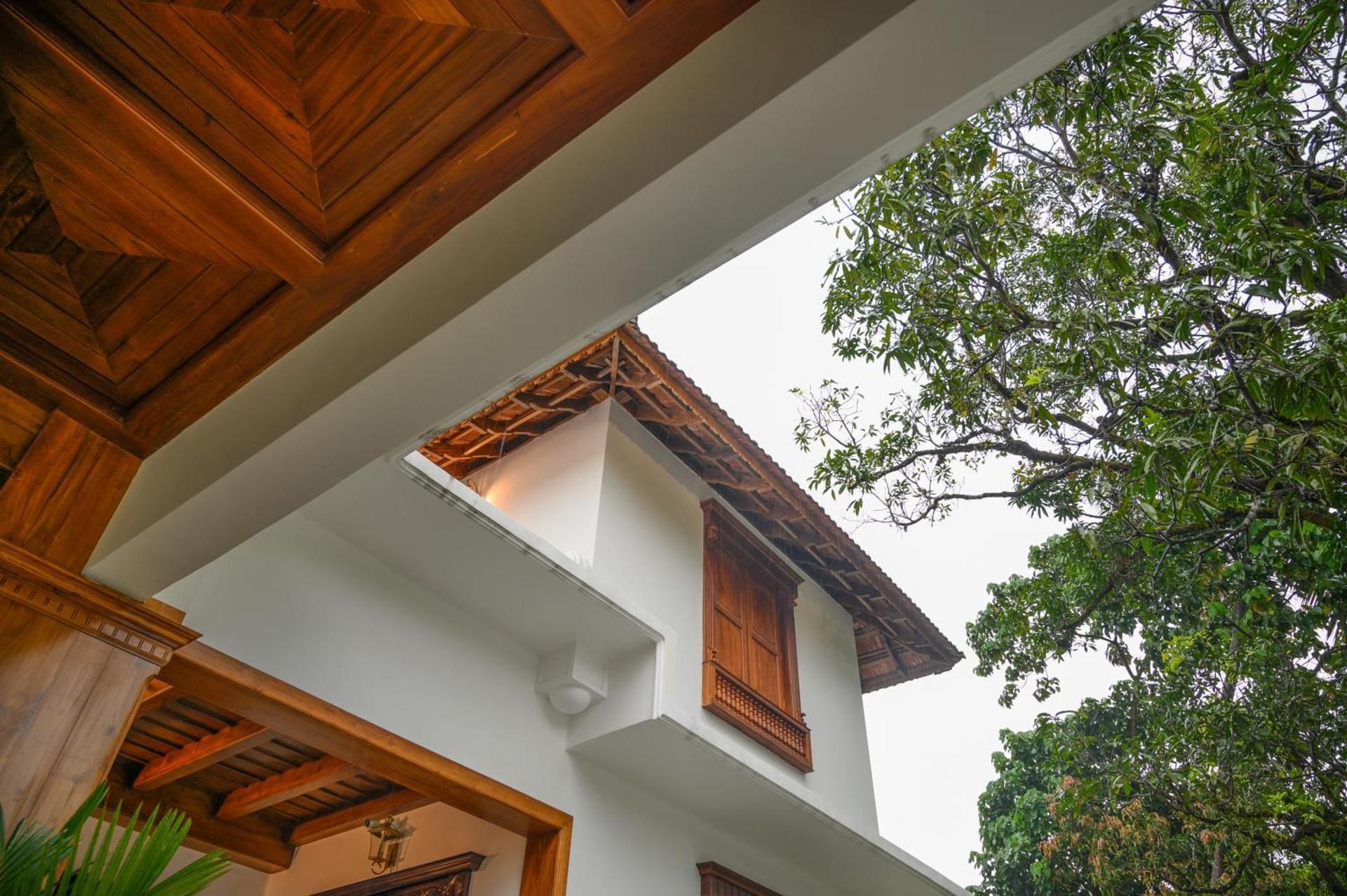 undefined Surya Heritage Hotel 8