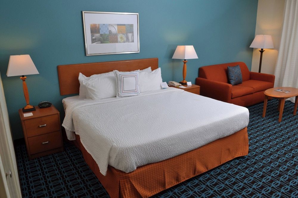 Room, 1 King Bed with Sofa bed