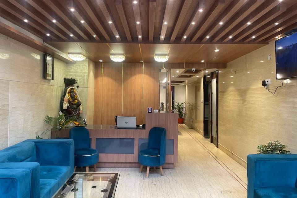 undefined Hotel Galaxy Main Bazar 4