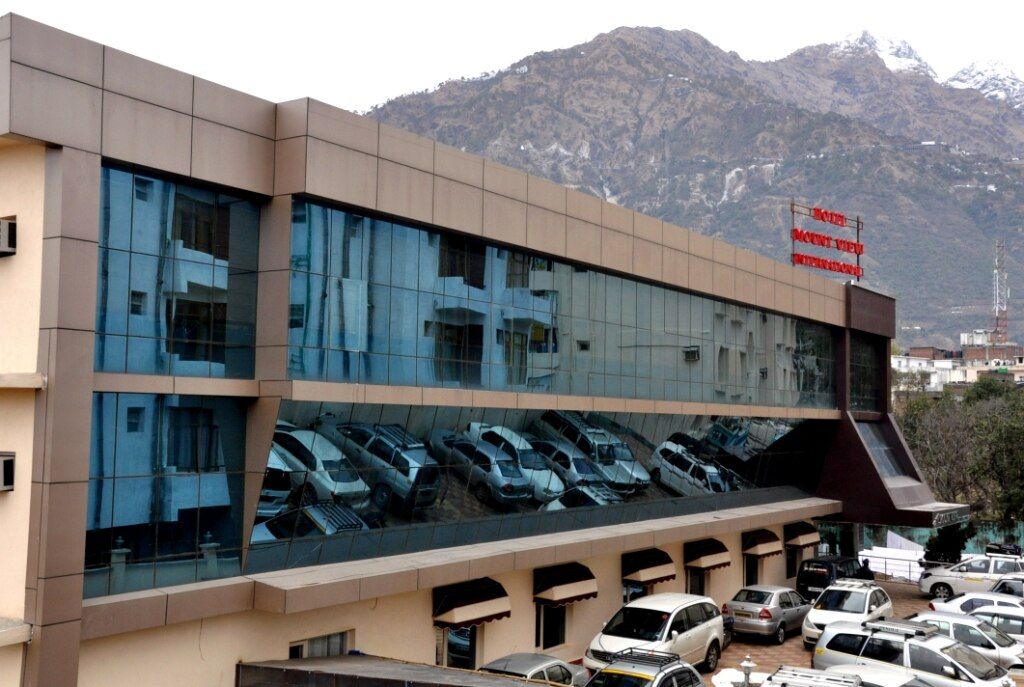 undefined Mount View International 2