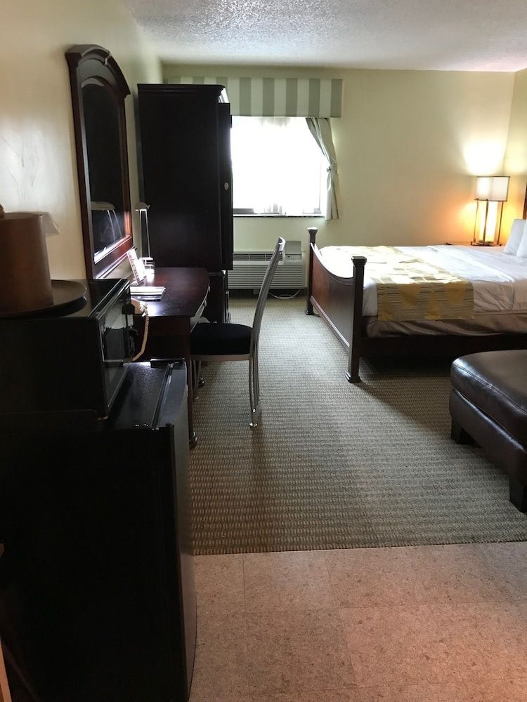 Deluxe Room, 1 King Bed