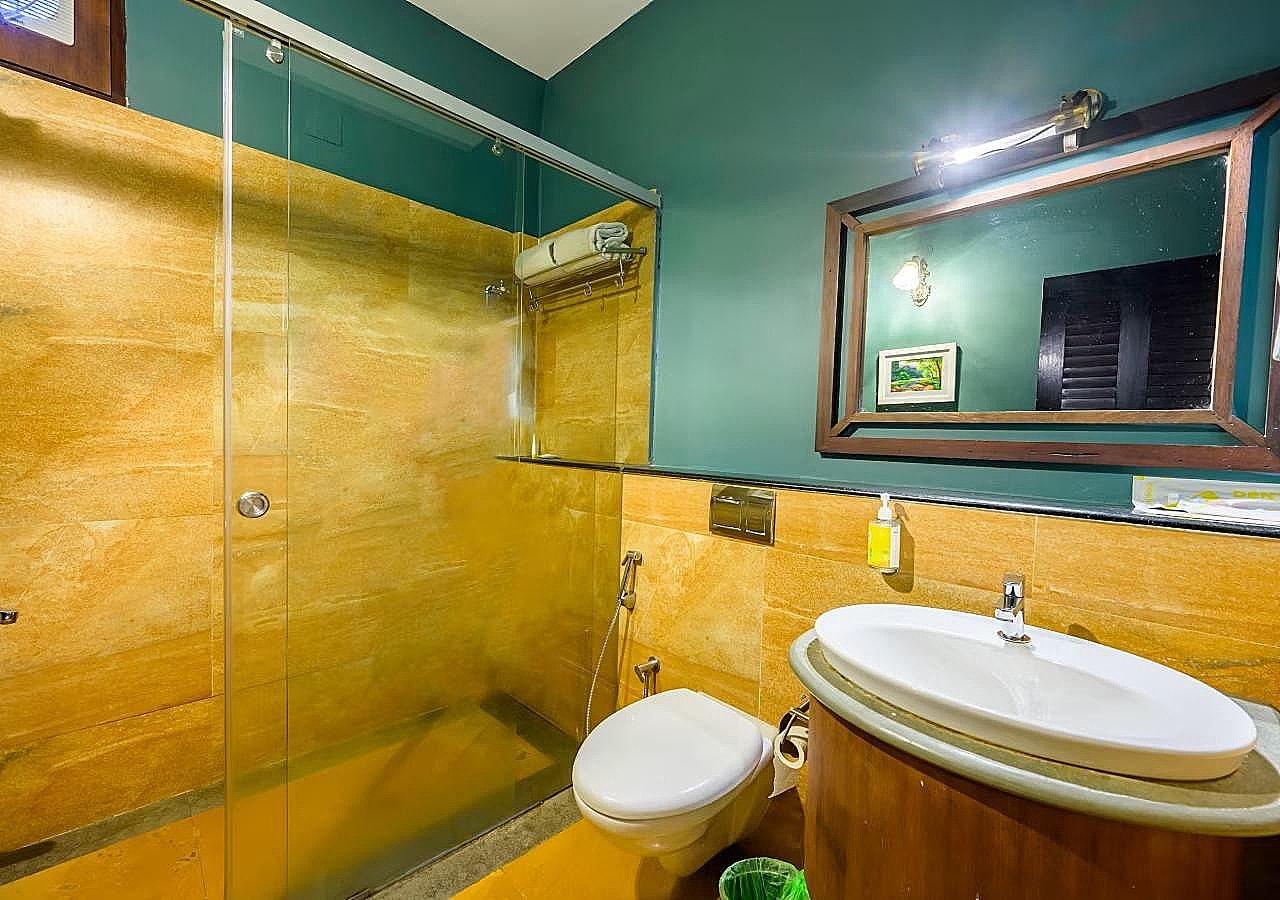 Bloom Boutique | The Waterfront Traders Twin Room 3