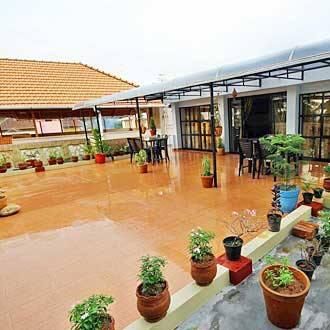 undefined Waters Edge Apartment 6