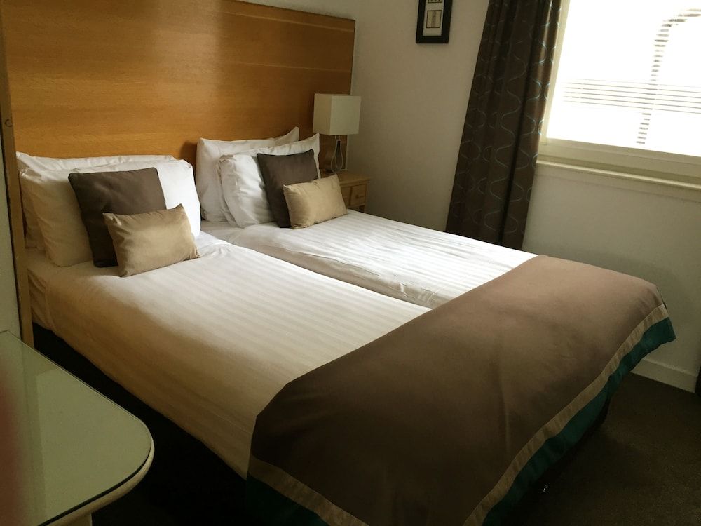 undefined Fountain Court Apartments - Harris 10
