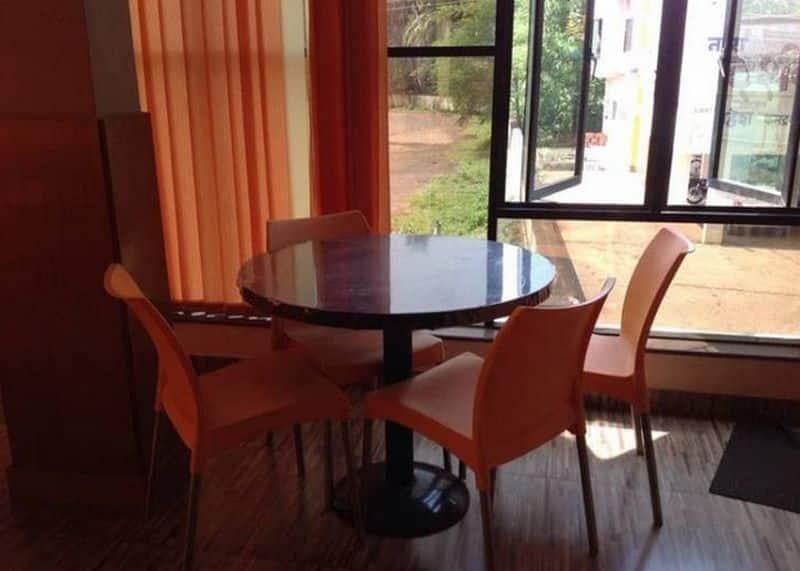 undefined Global Vision Tour Houseboat 2