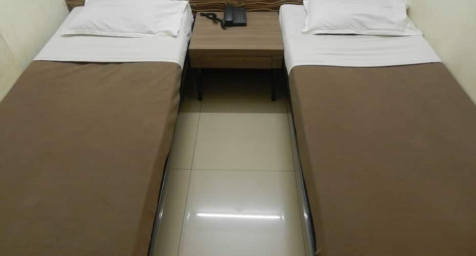 undefined Hotel Landmark 10