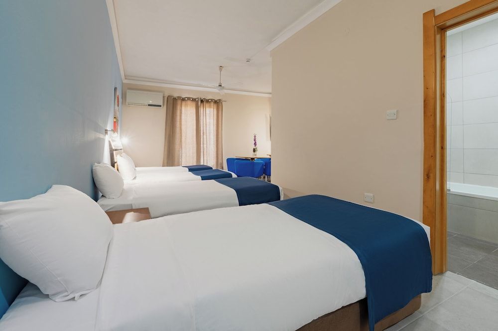 Xemxija Bay Hotel Standard Quadruple Room, Balcony (Inland)