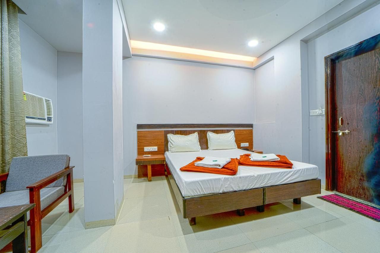 Shri Dwarka, Kolhapur Deluxe Non AC Room 2