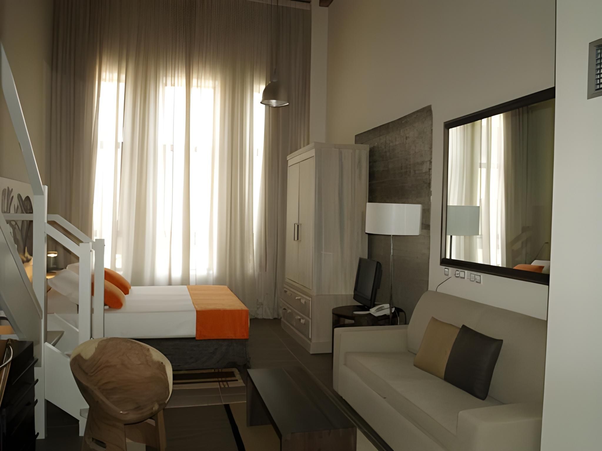 undefined Eco Alcala Suites 4