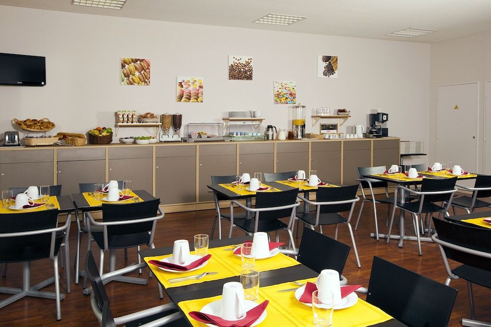 undefined Séjours & Affaires Lyon Park Lane 9